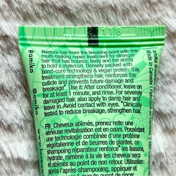 Amika the kure multi-task repair treatment hair mask mini size travel Sephora - Picture 4 of 5